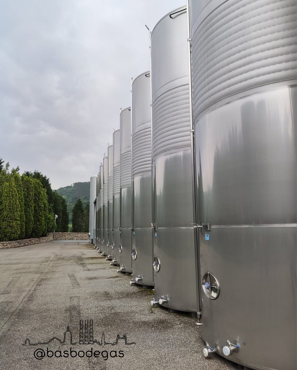 BasBodegas's tweet image. Esconde un secreto en su interior. Albergan algo que no te esperas. ¿A qué esperas a probar #BASBODEGAS

👉 basbodegas.com 🌐

🔝🍇🔝

#wine #vino #enjoy #2022 #2023 #winelife #wineyard #winestyle l #winelover #winelovers #vinho #gastronomia #photography #bodega #Spain