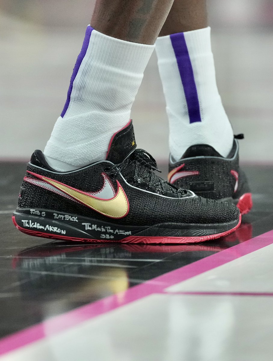 lebron 20 on feet