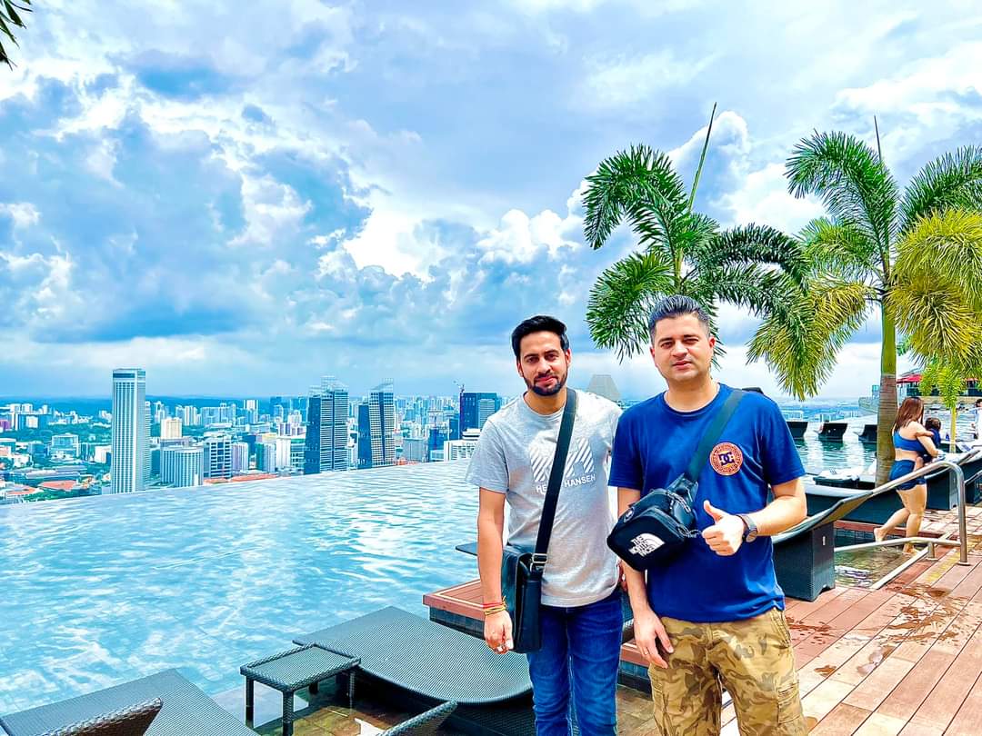 taruunuppal's tweet photo. #infintypool #marinabaysands #Singapore #SingapureGP https://t.co/ULChsu59TS