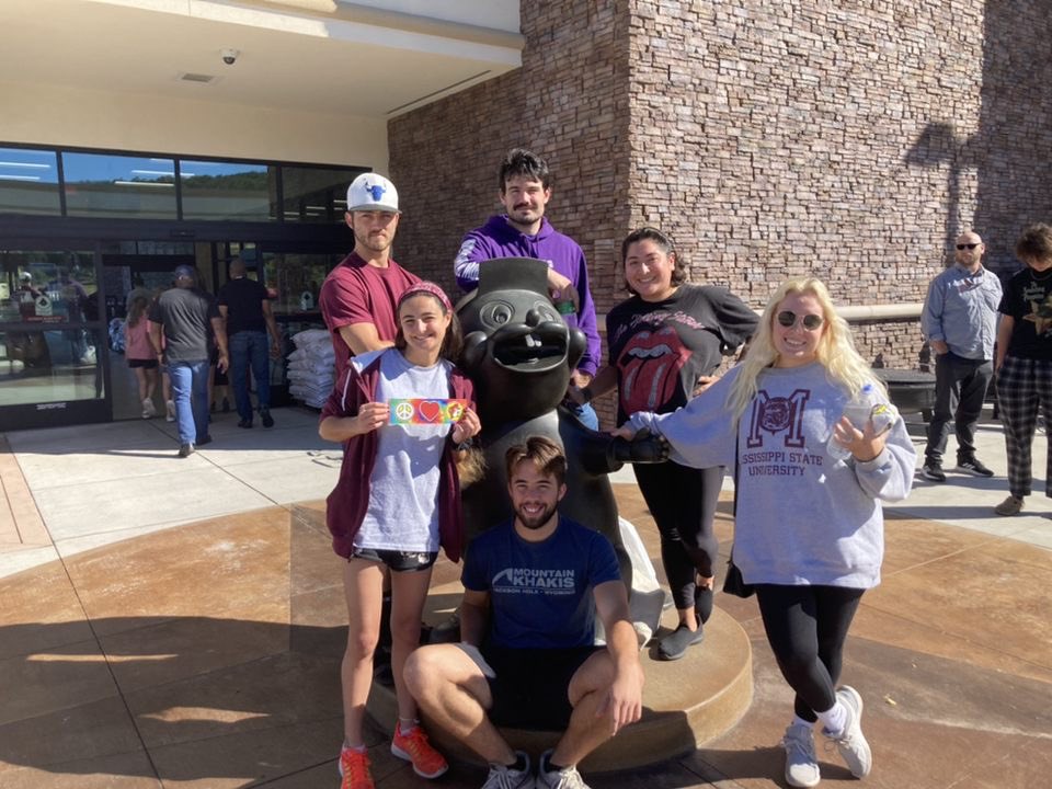 SimplySantee's tweet photo. 🐶SEC Collegiate Recovery Community Fall Retreat🐶 #HailState #StartOverGetSober #HailRecovery https://t.co/d3okBpG3F3