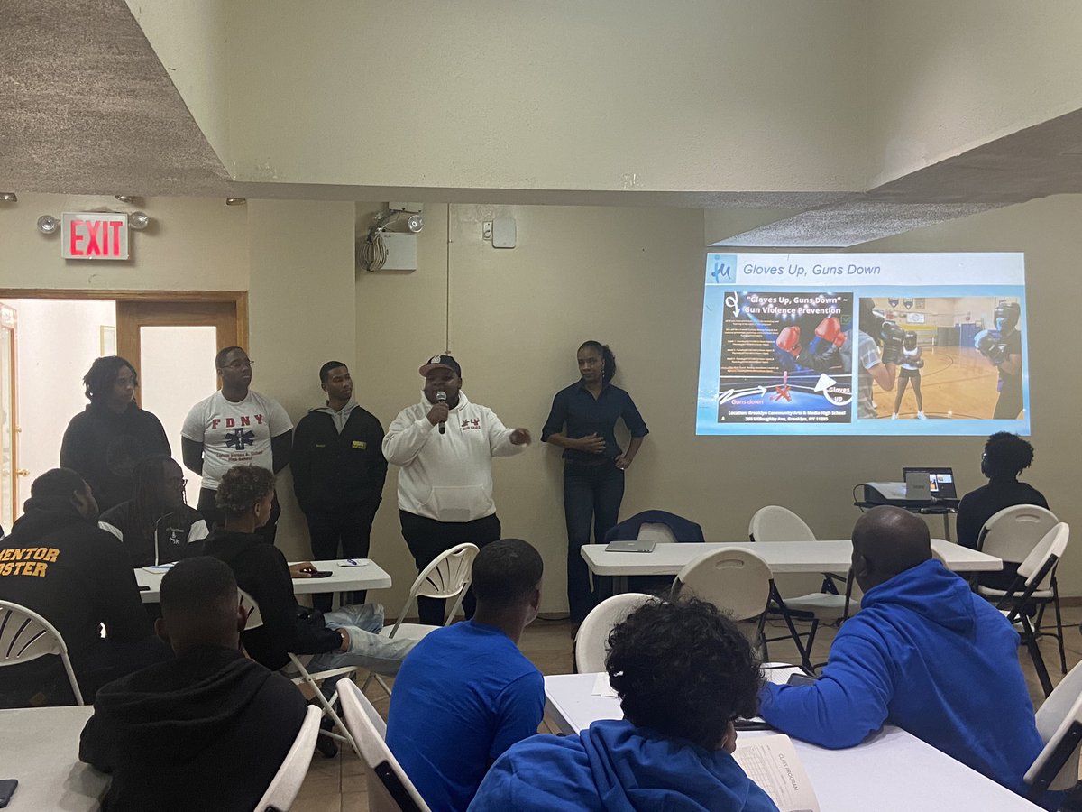 TPaulin_BKNHS's tweet photo. Ready for another year to work with collaborating partner @IMNYC12! When you dream, dream with those who join you in setting the sky high with possibilities. #Dopeness
We are ready for #MBKService and look forward to #MBKImConnected23 ππΎ
#SY23LetsGo @BKNHSSuptRoss https://t.co/OWgEc9VeFv