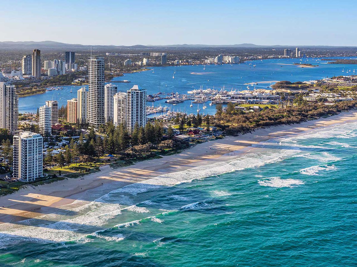 AusPropJournal's tweet photo. UK-based developer Banda and Australian businessman Rory O’Brien are set to deliver a $250 million #residentialdevelopment to the #GoldCoast’s Main Beach. #propertydevelopment #apartmentdevelopment #architecture #architecturedesign #design
https://t.co/HwsrGlZEbP https://t.co/9jT73upjAL
