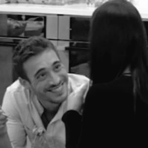 LuigiStrangis98's tweet photo. Come la guarda 🥰
#gintonic https://t.co/ZtmiJXr9sp