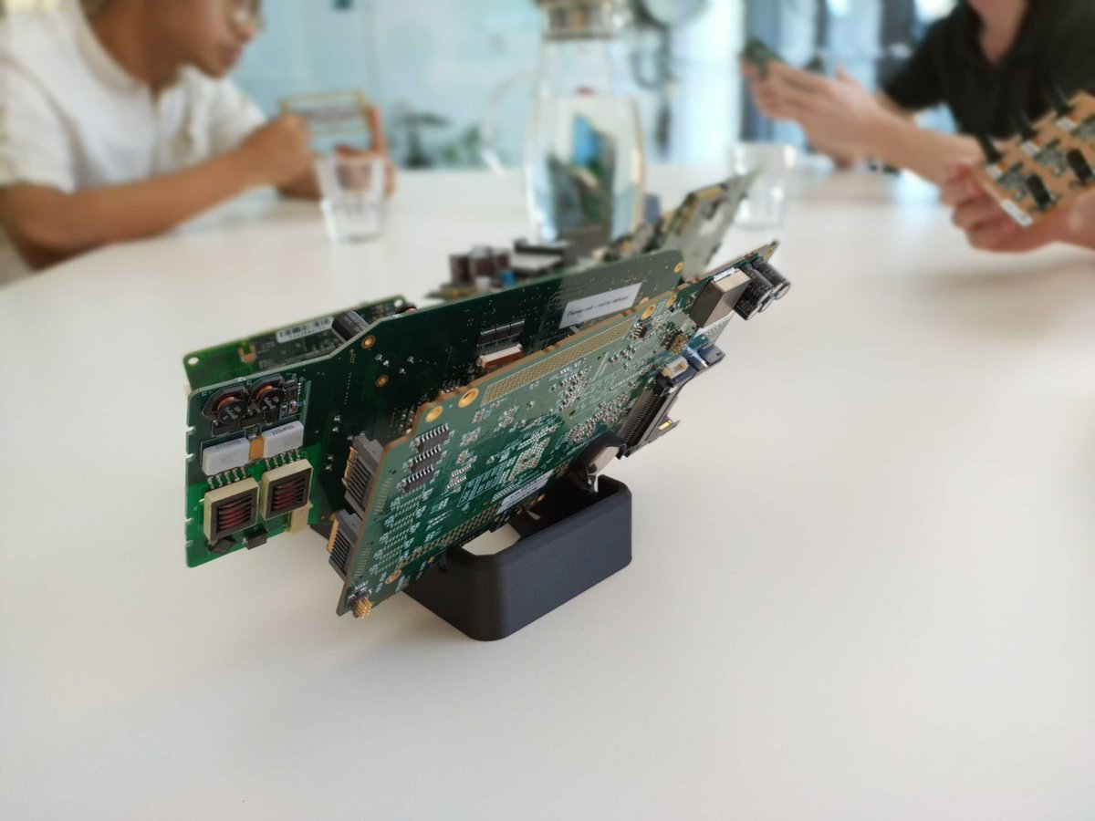 design_intelli's tweet photo. The IntelliDesign team held an exclusive company tour, lunch and networking event last month for EBESS UQ students.
All the best with your studies and a bright future ahead of you!
#IntelliDesign #ebess #uq #universityofqueensland #uniofqld #careers #engineering https://t.co/bDnsedIurx