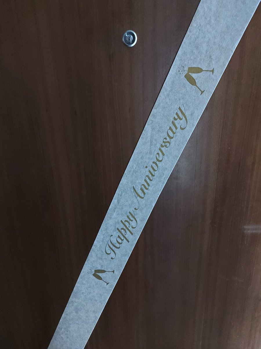 Russell ®️ tweet media