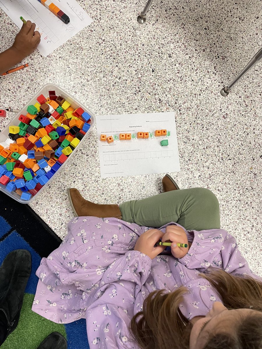 MrsGravesTeach's tweet image. Students loved building patterns with cubes &amp;amp; exploring Which One Doesn’t Belong for our SHORE routine. @TallwoodElem #Math #WolvesatWork
