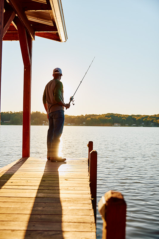 Discover_SC's tweet photo. With scenic locales along the ocean shore, in freshwater lakes and backcountry rivers, you're sure to have a fun time no matter where you drop your line in South Carolina. https://t.co/Hny1Q3pGHv #DiscoverSC #FishinSC https://t.co/DL6PgebXPE