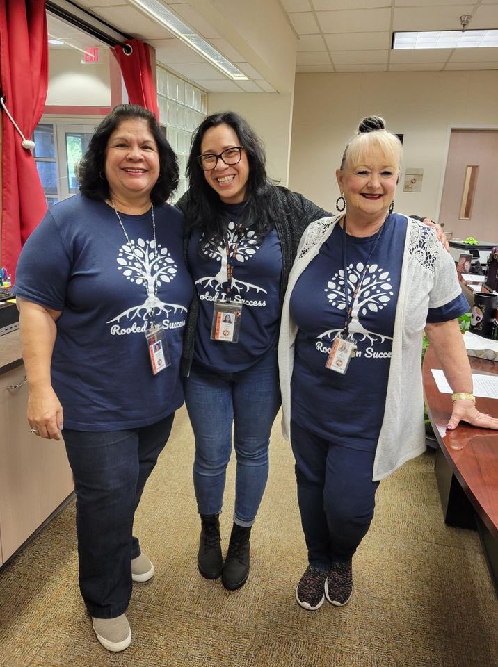 TCISDFoundation's tweet photo. Today was our very first Foundation First Wednesday of the new school year! On the first Wednesday of each month, employees who donated to this year's employee campaign wear their shirt to show their support for the Foundation. Don't they look awesome! https://t.co/jgnb98ErjL