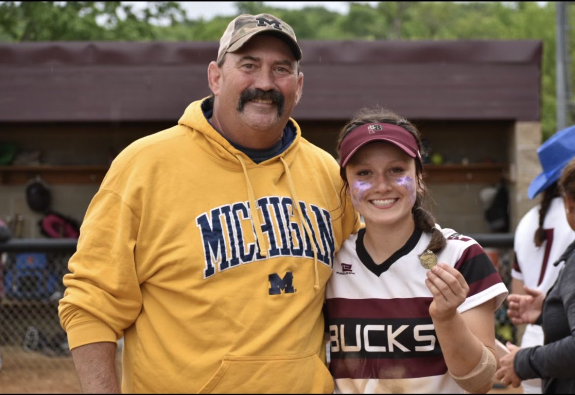 Hannah Herman tweet media