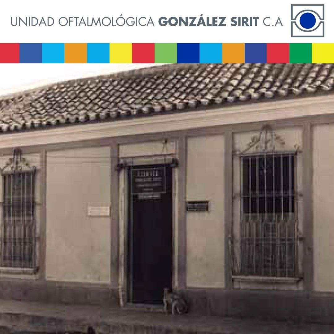 GonzalezSirit's tweet photo. Hoy queremos recordar y enseñarles la primera clínica del Dr. Rafael González Sirit, que en 1950 junto a su hermano Ismael, fundó en Cumarebo, su ciudad natal, en el estado Falcón.
Para ese momento, el Dr. González Sirit era el único oftalmólogo en el estado Falcón.
#TBT #UOGS https://t.co/4FwP4OlcCn