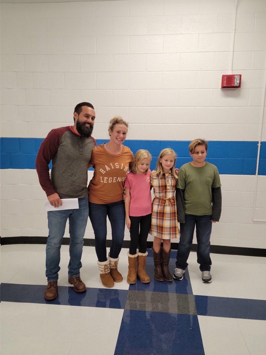 awsumeducator's tweet image. What a great night for the Barron Village! @barronknights Greatness from the small to the tall! We LOVED watching you shine at tonight&apos;s School Board Meeting ❤️ @LWyattHCS, @mrsclements2u  #weareHCS