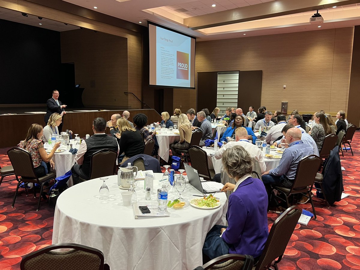 LeadershipIowa's tweet photo. @Mike4ABI (LI ‘90-91) welcomes #LI41 on behalf of the @IowaABI Board of Directors, and @ABIFoundationIA Chair Kim Butler Hegedus (LI ‘13-14) greets #LI41 on behalf of board/committee members involved in the continuum of statewide leadership programs. https://t.co/ZH76ncI7x4