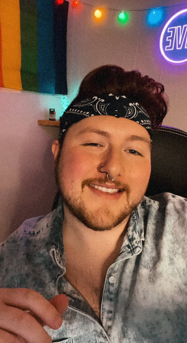 Its_JustJackk's tweet photo. Hey babes, It’s my Pre Birthday stream, come celebrate and get drunk with me 😈🌈 #twitchstreamer #SupportSmallStreamers #gaymer #LGBTQIA #DeadbyDaylight https://t.co/7vf8HEWQ1V https://t.co/G7YUsnARiG