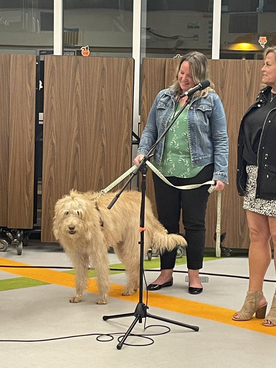 We ❤️ our new colleague, Lillie Beth! Mrs. Mahy is introducing Lillie Beth, Hauser Jr High’s therapy dog, to our Board of Education. #d96inspires