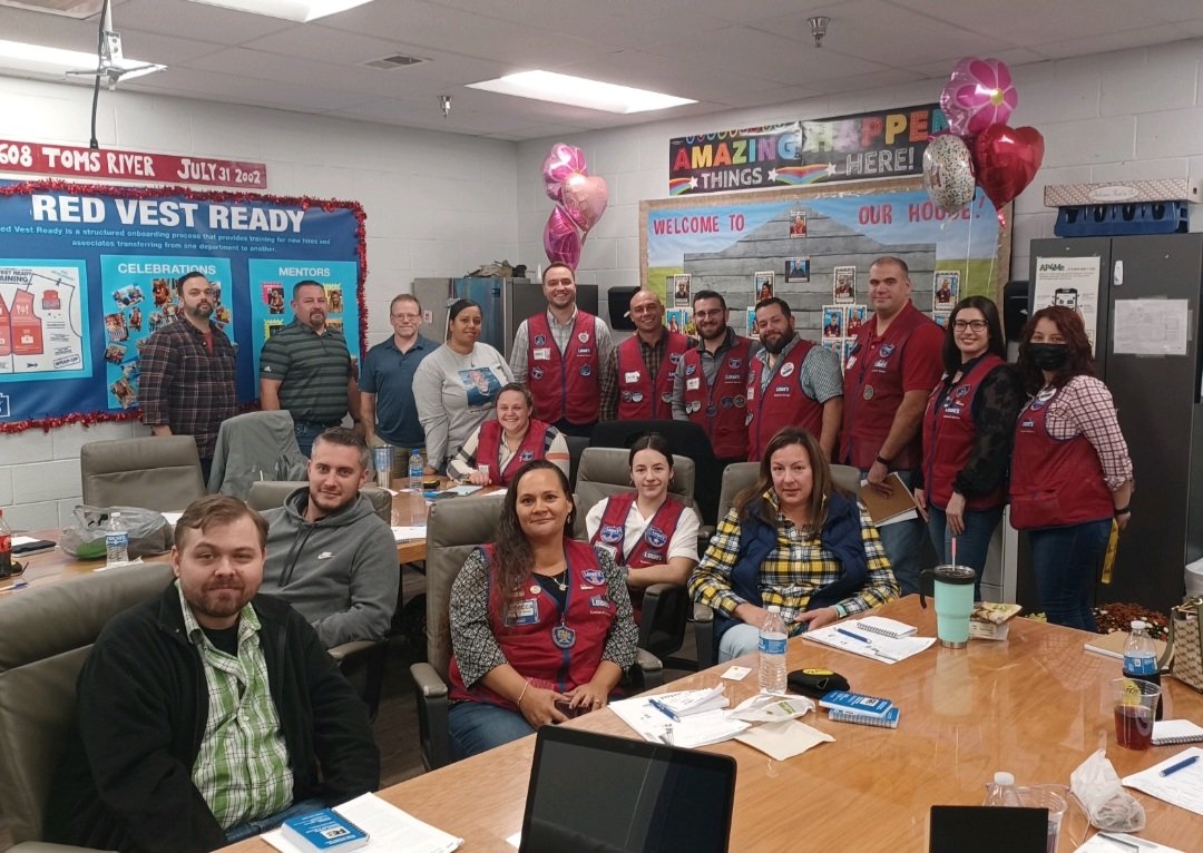 Big thank you to <a href="/Mike_Figurelli/">Mike Figurelli</a> for putting together a specialty/PK training today! Great partnership with our vendors taking the time to highlight their products! <a href="/AndrewsP26/">Paul Andrews</a>  <a href="/JaneenV_HRBP/">Janeen Valdes</a> <a href="/specialtylowes/">Specialty & Services Selling at Lowe’s</a> #specialty #training  #HomeImprovement #Jerseyshore