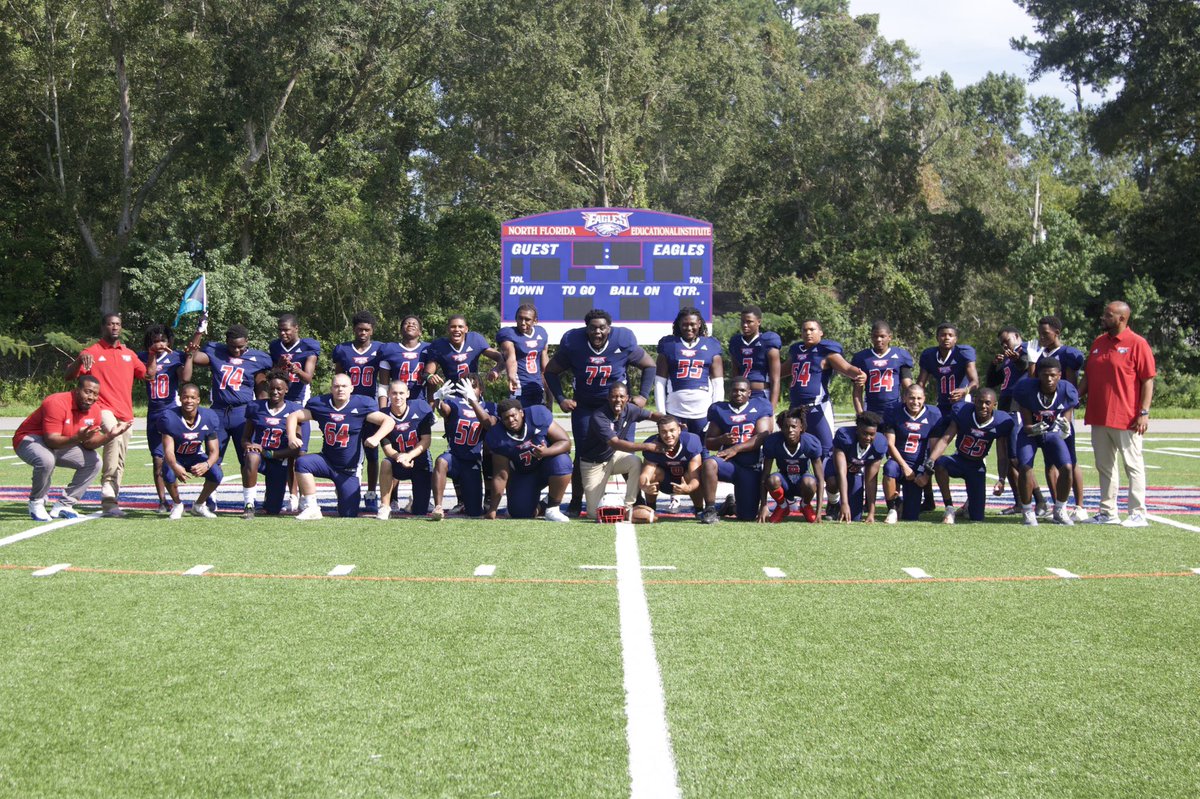 Seanmajor24's tweet photo. Love these boys man. #GoEagles https://t.co/N8pXNKtYAe
