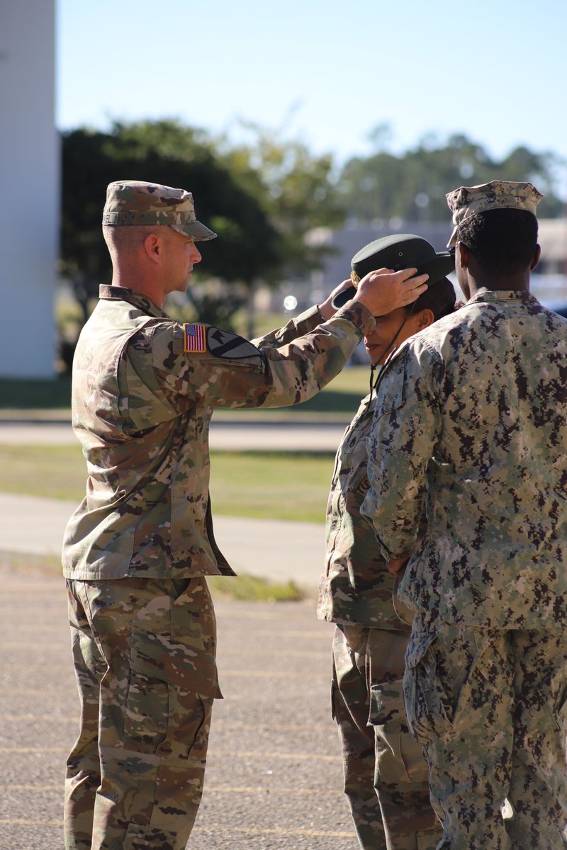 gulfcoastcobra's tweet photo. DS Jones ended her time on the trail in a de-hatting ceremony. #DrillSergeant Jones played an important role in shaping the #EngineerRegiment's future! Serving as a Drill Sergeant is one of the most challenging and rewarding jobs for #NCOs in the Army. @USAEnReg @USACIMT https://t.co/DooRJpr3Z6