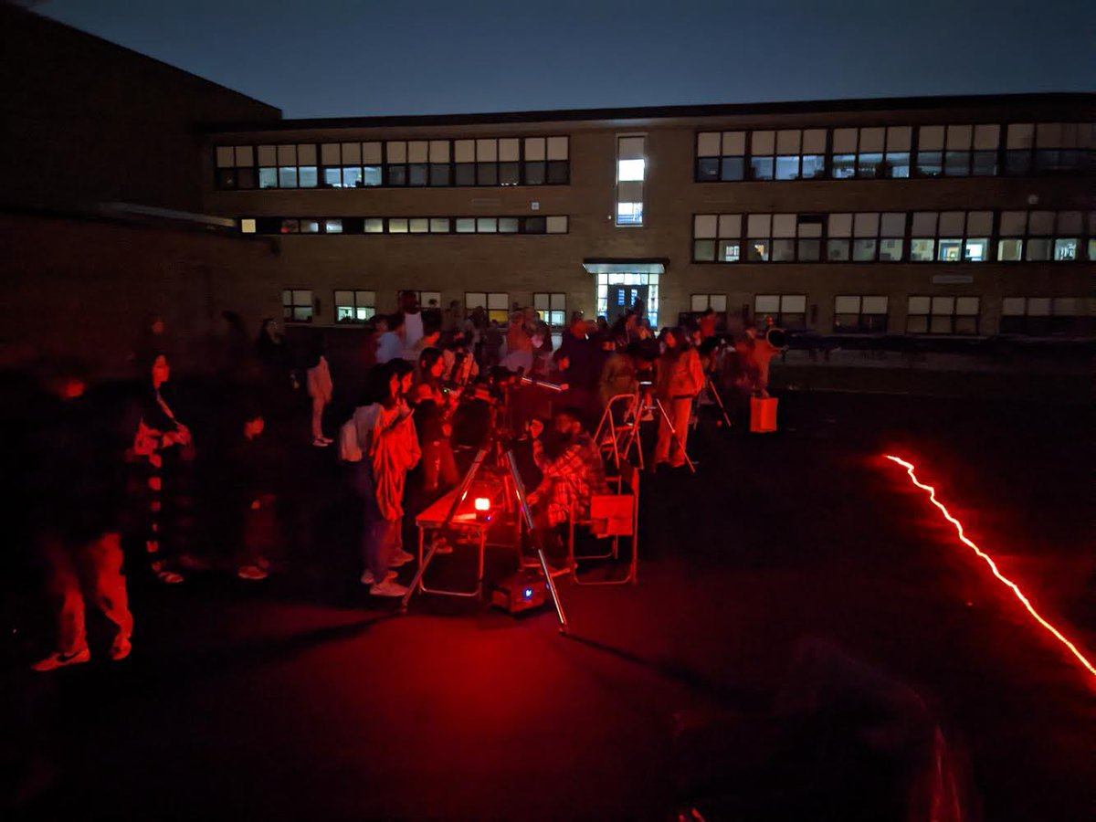 smurphyscience's tweet photo. AMS Astronomy Night made its appearance again for our 9th year! So heartwarming to see 250+ people (students/families, staff, &amp; community members) enjoying our event after a 2 year hiatus. Many thanks to @NorthwestAstro who help make this event possible each year. #62learns https://t.co/SxDX06lDVX