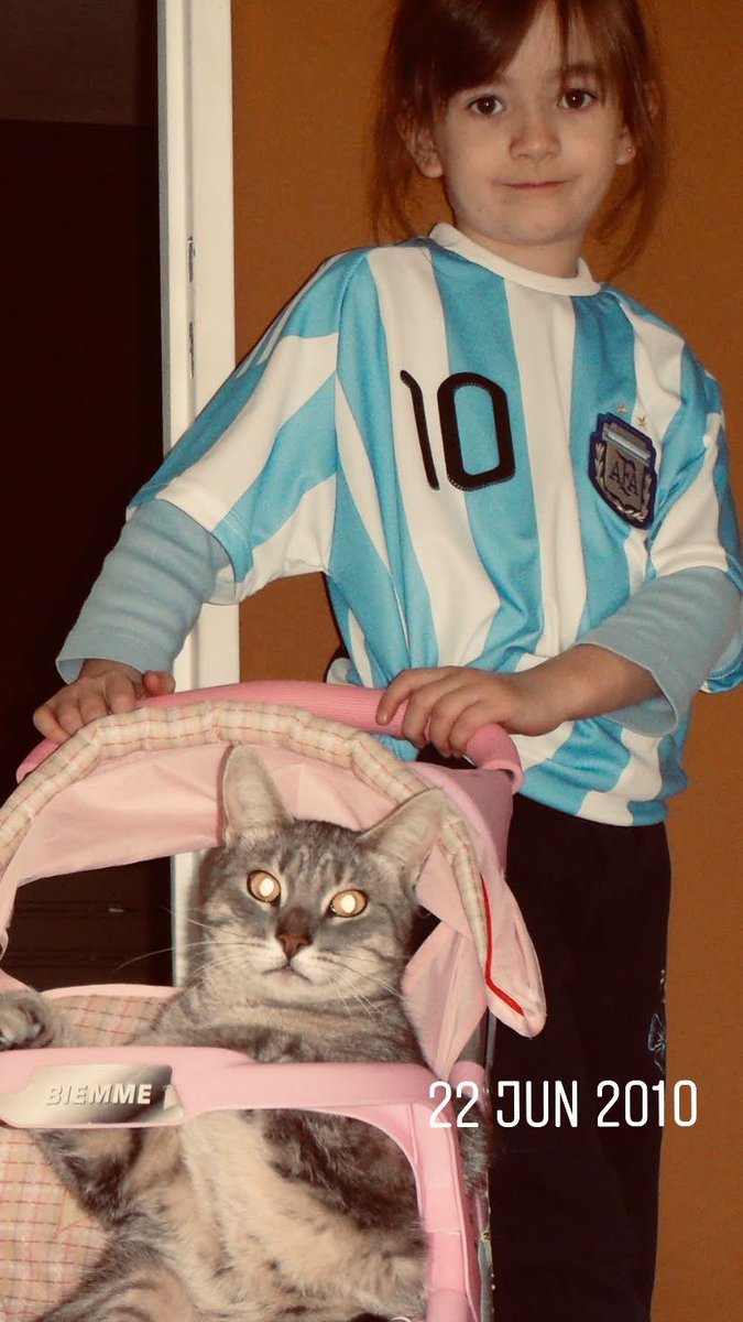 obiwanjaz's tweet photo. todos estos años con vos fueron increíbles. (perdón por ponerte un nombre tan espantoso) te voy a extrañar🤎 https://t.co/0dCkDqtjP8