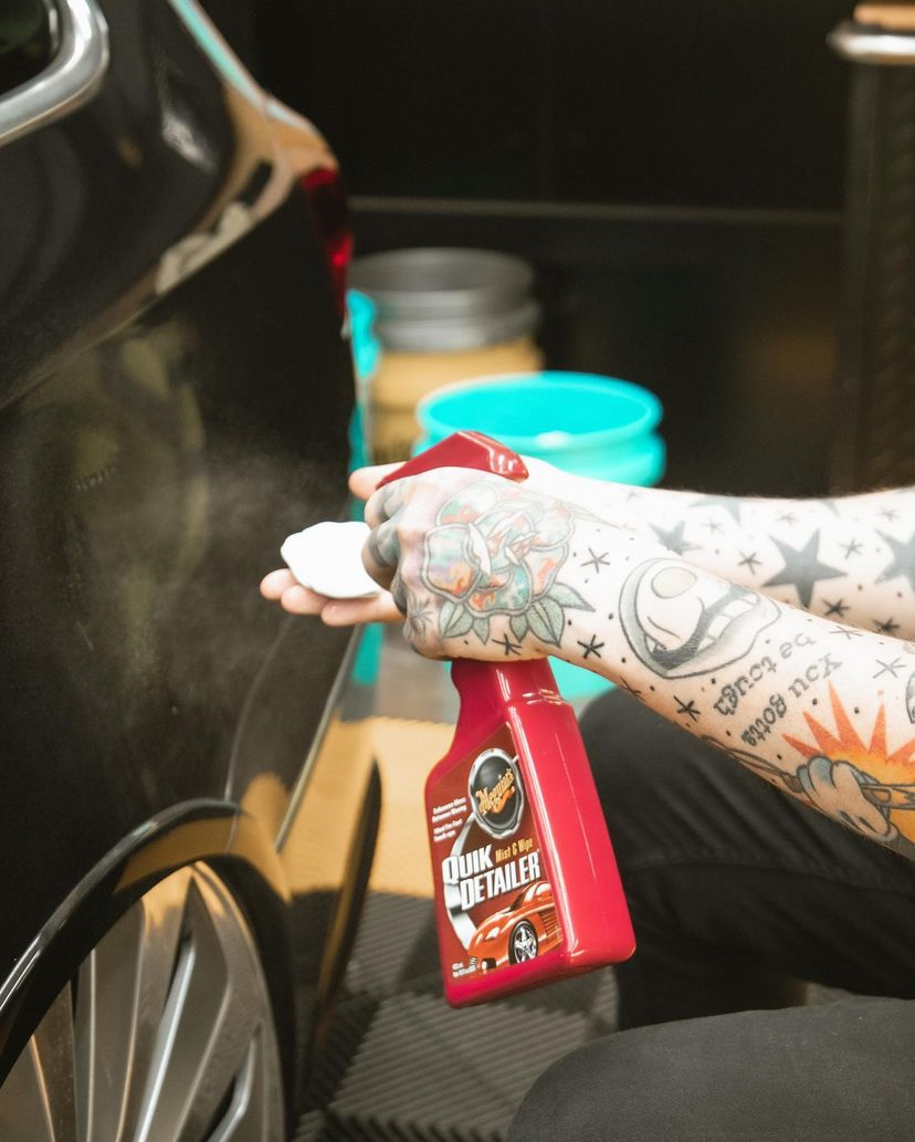 Meguiars's tweet photo. How do you get paint as smooth as glass? π€
Smooth Surface Clay Kit! π
#claybar #smoothsurfaceclaykit #claybarkit #detailersofinstagram #cardetailing https://t.co/trYHUd7HRE