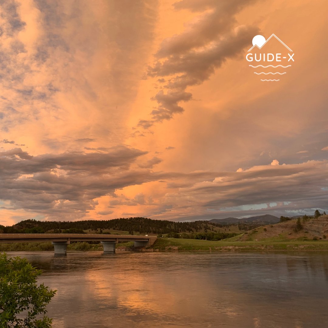 Days on the river aren't entirely about the fly fishing. Sometimes it pays to take your eyes off the water for a few to kick back, breathe deep, and enjoy the scenery.

#flyfishing #guidex #Montana #sunsets #flyfishinghasotherperks #kickback