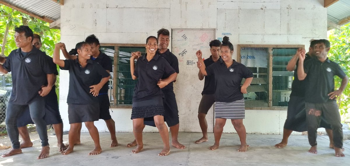 JohnHydePerth's tweet photo. #Kiribati anti-corruption youth group #KFHA rehearsing roadshow integrity production to 8 Tarawa districts &amp; 5 outer island @UNODC_SEAP #unprac @MFATNZ @Kiribati_Govt #TeieniwaVision  @MariePegieCau https://t.co/HzNg4sj3hM