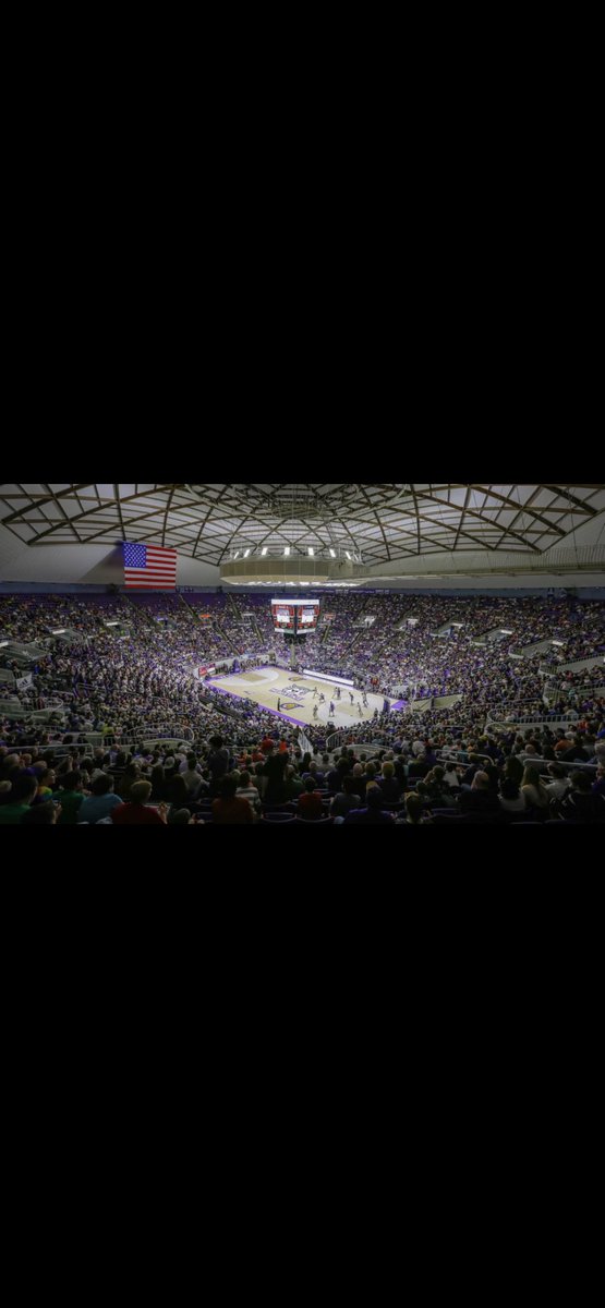 Xaviermccord24's tweet photo. Blessed to receive an offer from Weber State🙏🏽 @JUCOadvocate @VerbalCommits @JucoRecruiting https://t.co/UaCcStkepK