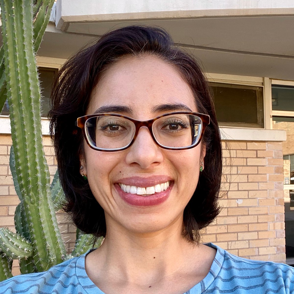 A heartfelt welcome to Dr. Casandra Salgado (@casanovasalgado), an Assistant Professor at Arizona State University, who is a newly elected ASA Latina/o/x Section’s council member.