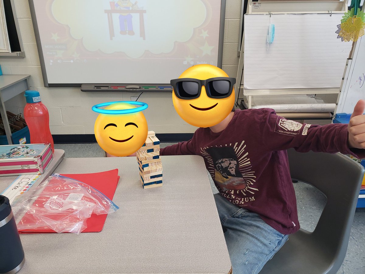 BrookeHaggith's tweet photo. Students enjoyed engaging in Jenga with numbered pieces to review numbers 1-20 "en Francais". @RoyalRoadsPS @TVDSBFSL https://t.co/vxGvrTFrR6