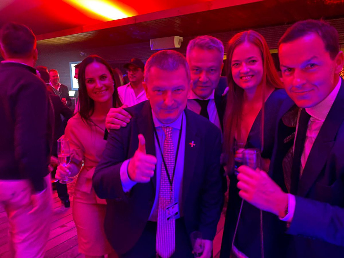 craftersgin's tweet photo. Thank you @TFWAnews for an amazing night! 
👉Crafter’s team is waiting for you at Blue Village, stand B4. https://t.co/4AlRnuGQ8f