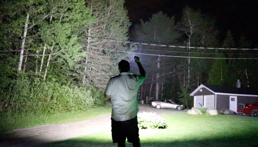 ImalentLight's tweet image. The next time you are out for a night walk and a careless driver blinds you with their high beams, give them a “friendly reminder” with the LD70 by obliterating them for a split second of blissful payback. 
Learn More: imalentstore.com/products/imale…

 #powerfulflashlight #flashlight