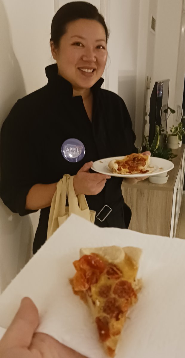 AprilEngelberg's tweet photo. Canvassing with @annieycchu is a 10/10 experience!

She invited me to canvas in her condo building and had me over for homemade quiche as a break!

#TOpoli #Spafy #onpoli https://t.co/ce9QPei6Cw