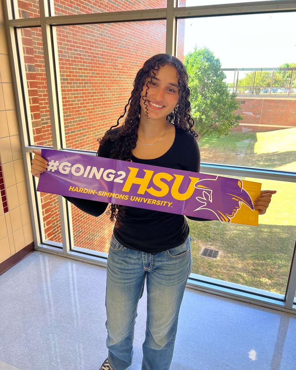 ChargerAvid's tweet photo. Way to go Jessie ! Four acceptance letters and waiting on a few more to come ! Congratulations ! https://t.co/F5WPJIzyjP