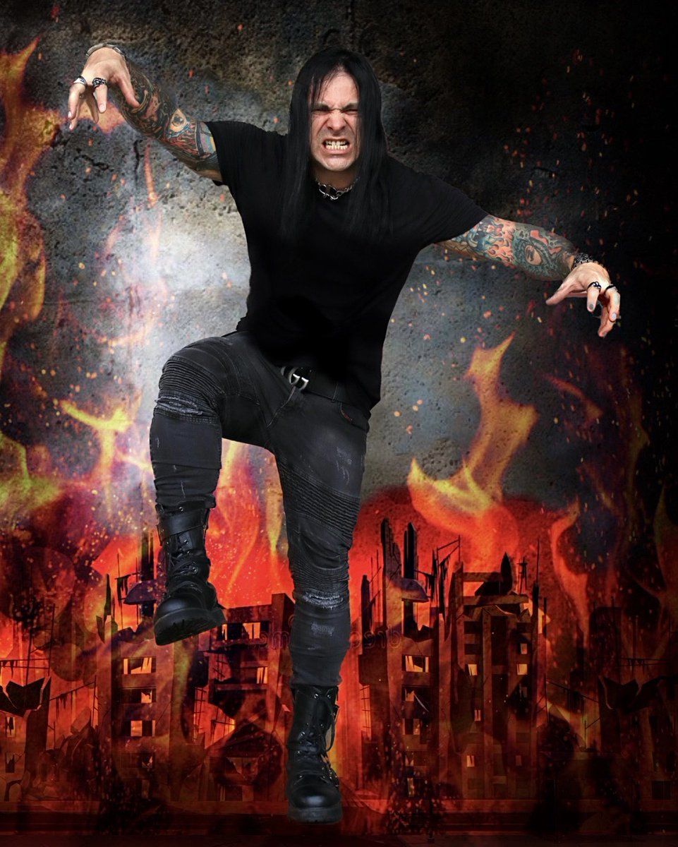 thejerrymontano's tweet photo. ☠️🔪☠️ Destroyer. 
#hellyeah #danzig #nothingface #thedeadlights #destroy https://t.co/e2yVnIMBGu