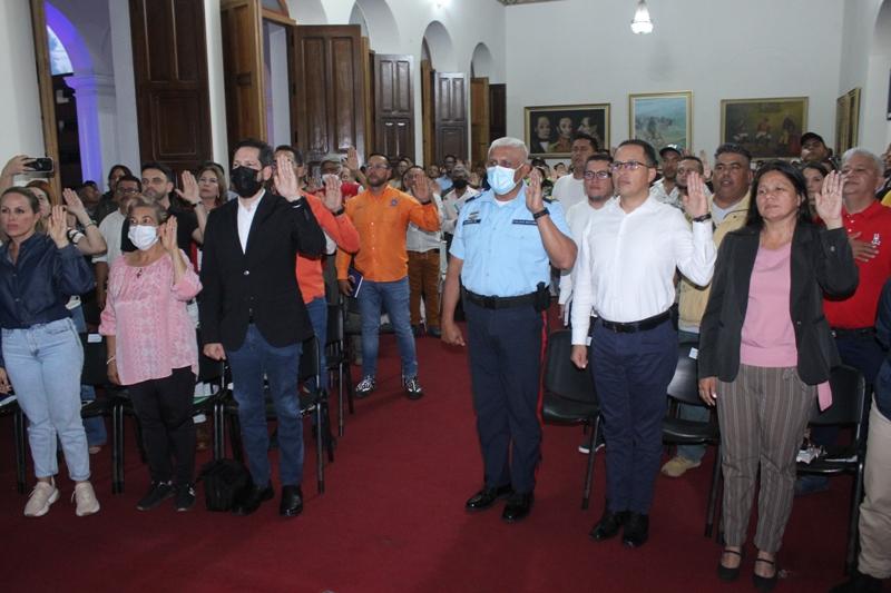 BermudezJoseA's tweet photo. #05Oct Presente en la Juramentación de los Gabinetes Políticos de la @Gob_Tachira por porte del Gobernador @FreddyBernal, estructura organizativa para la articulación con los Directores de Organismos Nacionales, ¡Un solo Equipo por el #Tachira! 
#TachiraEsTuMomento https://t.co/2m1rEURnYp