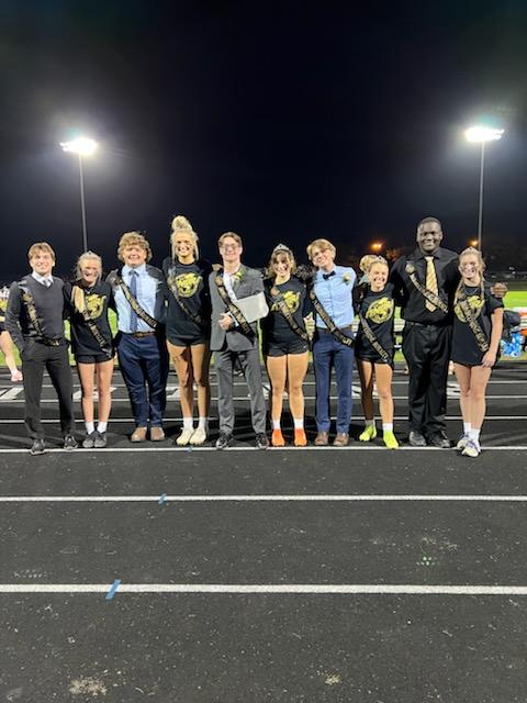 SycoSpartans's tweet photo. Your 2022 Homecoming Court!!
Gus Cambier, Leah Benson, Lincoln Cooley, Evyn Carrier, Zack Crawford, Cassie Chamoun, Oliver Keicher, Anna Lochbaum, Austin Raymond, Malerie Morey.
Congratulations to this year's court!
#HailSycamore https://t.co/SmrlO99iDs