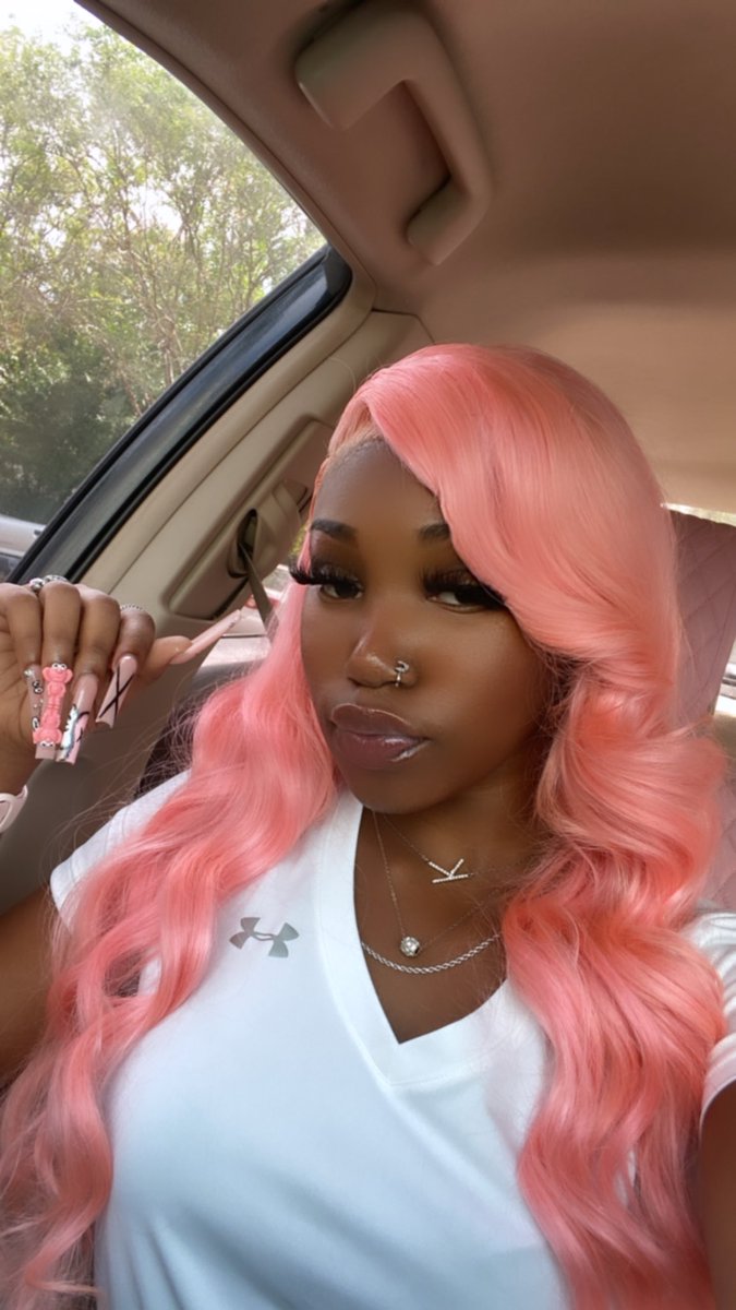 Kayeeeex18's tweet photo. Allow me to introduce: PINKY💕🤭 #su #libraszn #BreastCancerAwareness https://t.co/OU7ynZbIGr