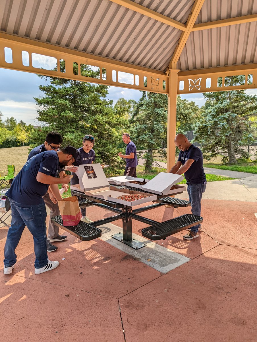 Our Product Innovation and Operations #Geotabbers had the opportunity to meet the entire team in-person. 🤗They gathered at a park near HQ and enjoyed some pickleball, giant jenga and bean bag toss while indulging in pizza and cinnamon buns! Check out their fun-filled day! 🍕