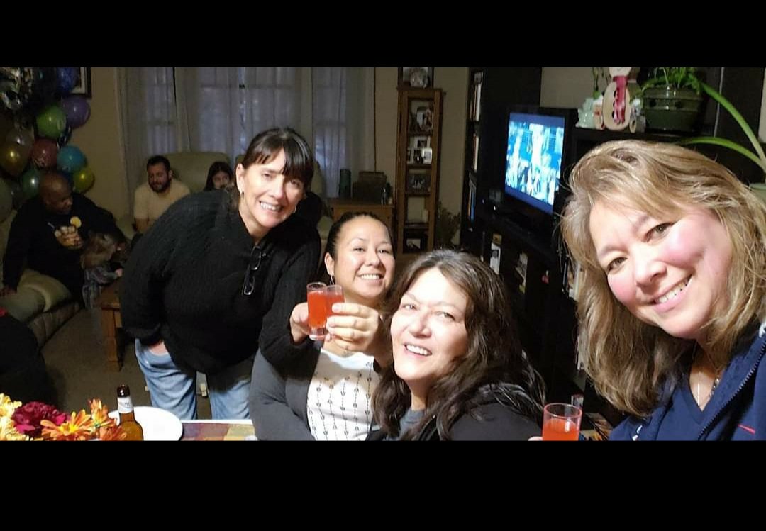 My moms 3 sisters Aunt Susie,Cousin Elaina,Aunt Liz and Aunt Kim Happy Birthday    