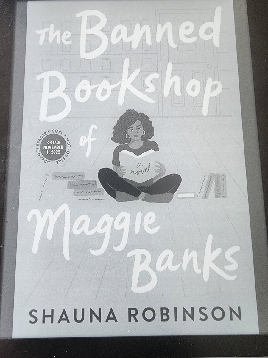I've reached the point in this book where I am screaming at the MC not to do the thing she's about to do. Otherwise, I love this book! #thebannedbookshopofmaggiebanks #amreading #booktwt