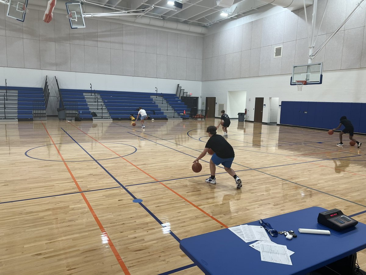 NPGrizzliesBBB's tweet photo. @cswilliams22 you know Iโm taking that #Conework wherever I go! https://t.co/FY0CpJ1Njd