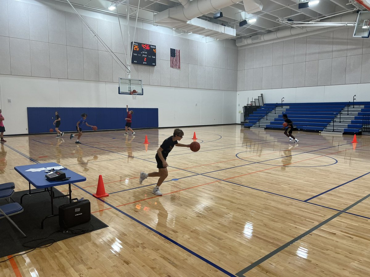 NPGrizzliesBBB's tweet photo. @cswilliams22 you know Iโm taking that #Conework wherever I go! https://t.co/FY0CpJ1Njd
