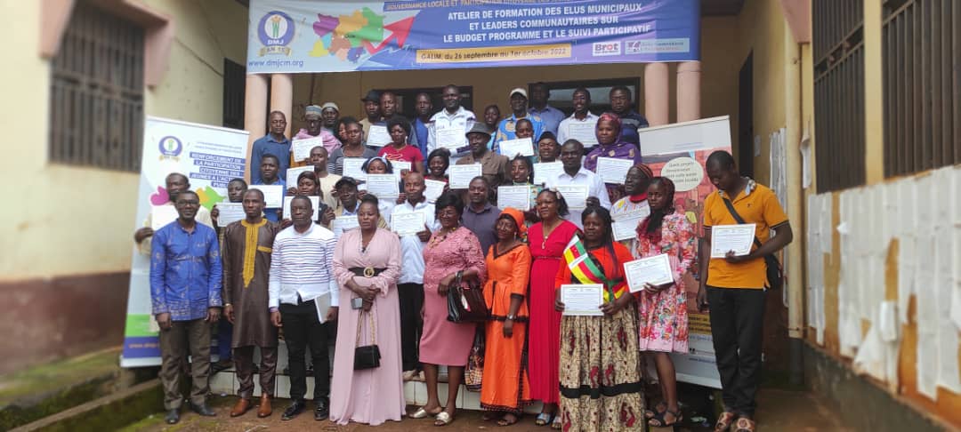 nguebou's tweet photo. Fin de la première session de formation au budget programme a Babadjou avec une évolution de 15 points pour l'évaluation de la perception des participants (de 60% à 75% de réponses juste. Première note 14/17 jour 1 puis 16/17 évaluation 2). https://t.co/N8GTQeonkV