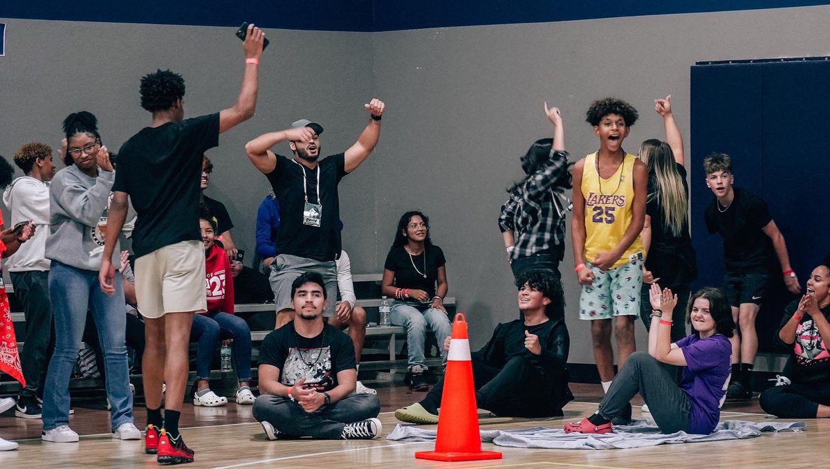 blendflc_'s tweet photo. Week 1 of Tribal Wars was BONKERS 🤯🤩🫣 We are so excited to see how the rest of this month is gonna go! 🔥🔥 #TheBlend #BlendTribalWars22 https://t.co/8gRJOoIzKn