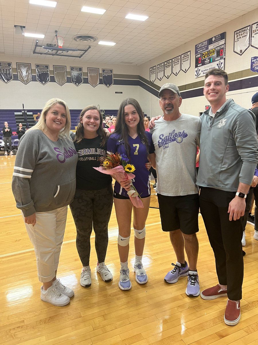 Congratulations seniors &amp; families!