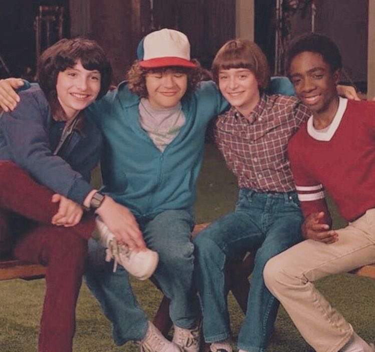 HOW COME I NEVER SAW THIS PICS BEFORE ???? THEY’RE ADORABLE I CAN’T