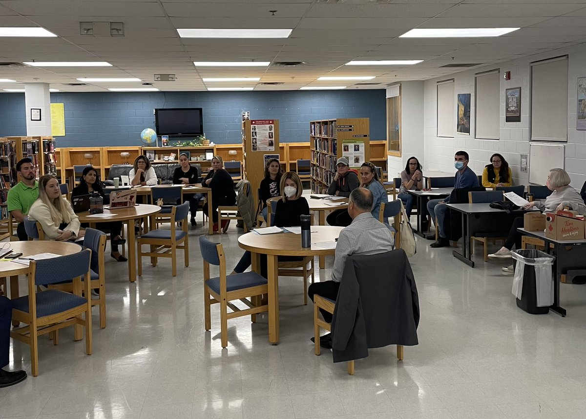 Thanks to parents/guardians for joining our <a href="/StPaulCSS1/">St. Paul C.S.S.</a> Catholic School Council mtg. tonight. We are grateful for your insights, support, &amp; contributions. Special TY to Trustee M. Pascucci &amp; <a href="/trusteeiannicca/">Bruno Iannicca</a> for your presence tonight &amp; for your continued advocacy. <a href="/DPCDSBSchools/">Dufferin-Peel Catholic District School Board</a>