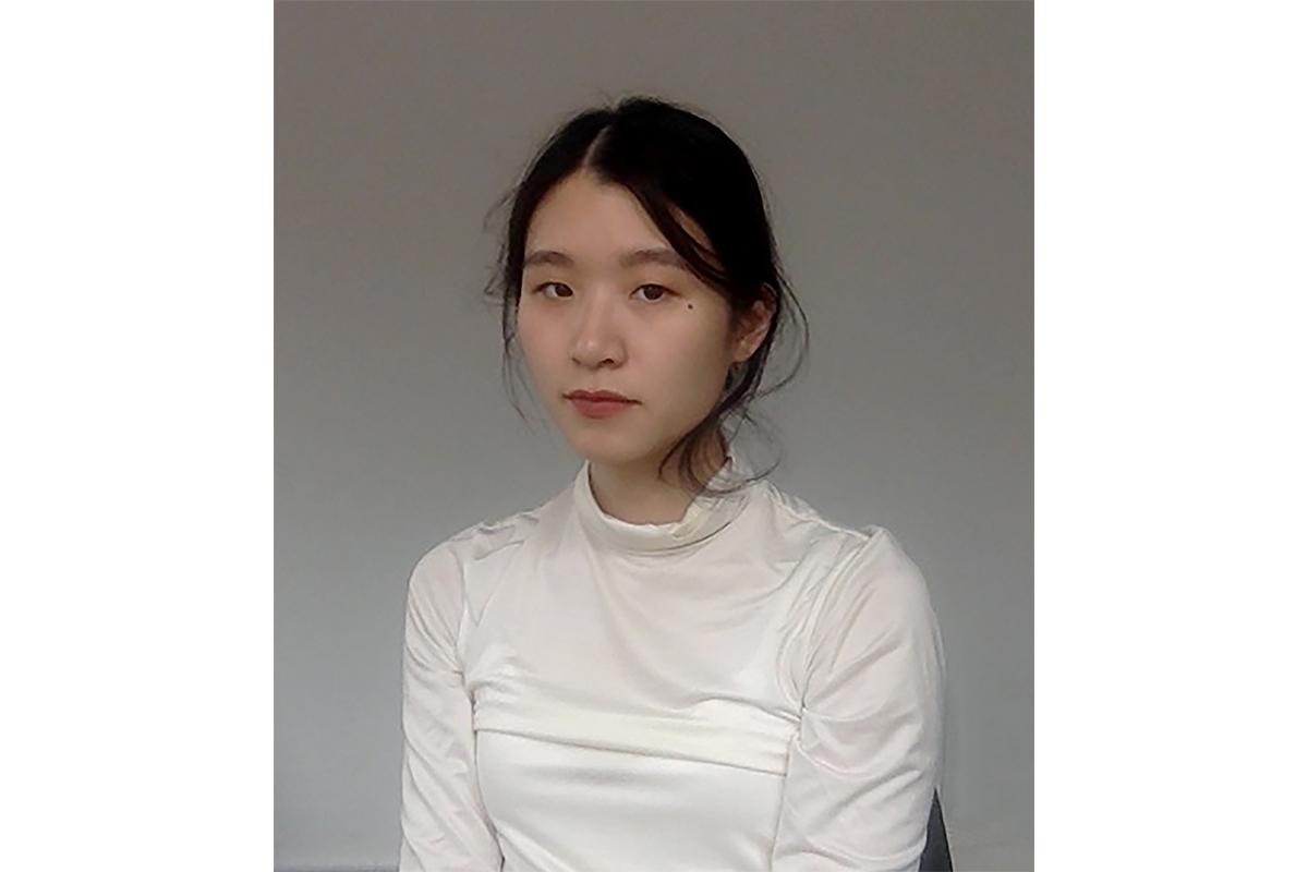 𝑱𝒆𝒔𝒔𝒊 𝑨𝒍𝒊 𝑳𝒊𝒏 is an artist working with and through sculpture, video, performance, and embodiment. 

This Artist will be in residency at 18th Street Arts Center October - December 2022 

Learn more here: 18thstreet.org/artists/jessi-…