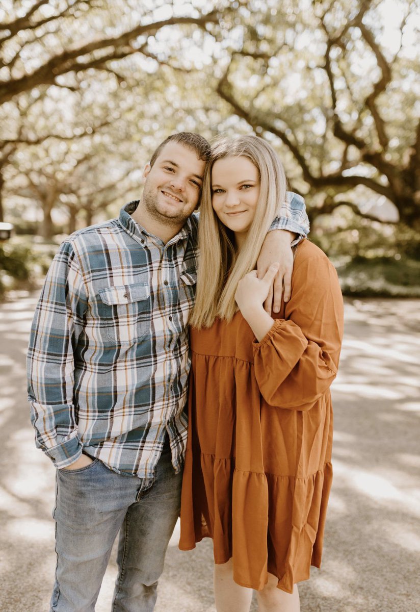scjohnson0's tweet photo. facebook saw first so i guess the twit can see too 🧡 https://t.co/01dNPeuhCi