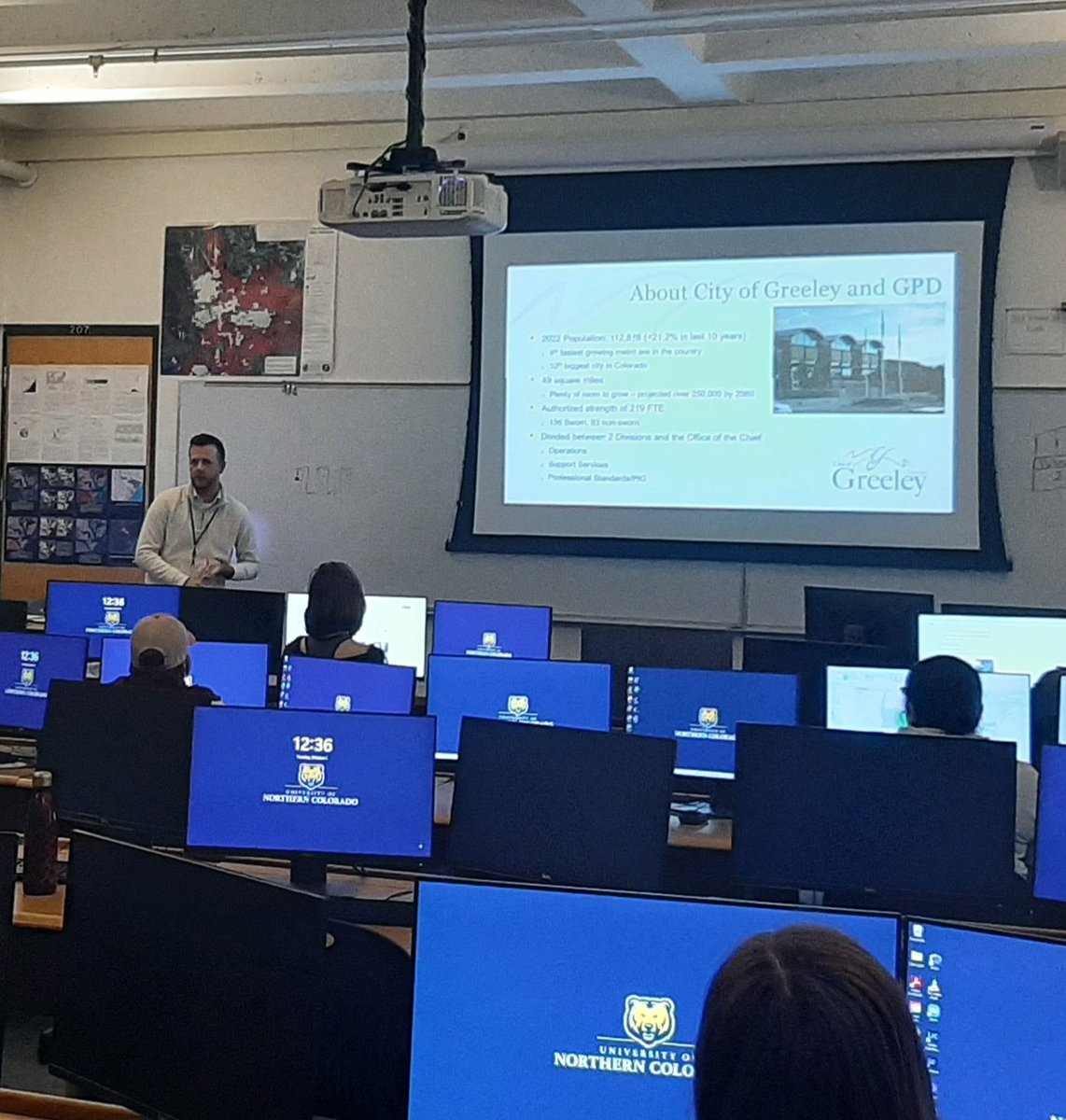 mapdoctorlee's tweet photo. Huge thanks to Ian Hurt, crime analyst at GreeleyPD for his brilliant talk to my #CrimeMapping class. #communitycoalition, #gis, #criticalGIS, #communityGIS https://t.co/jGVUWM2K5v